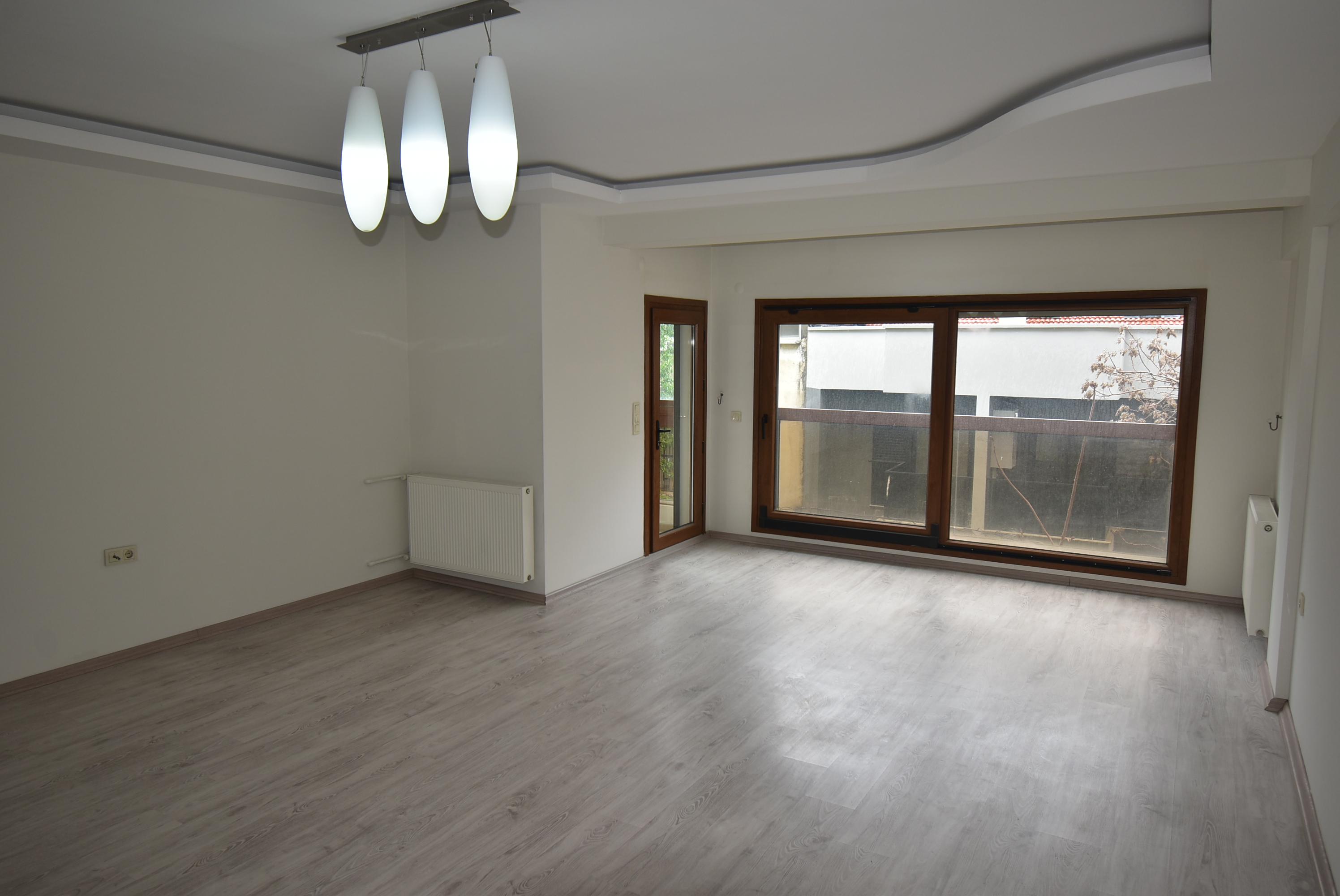 Yeni Üçkuyular'da Dubleks Kiralık Daire